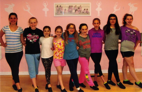 Dahlia Dance Class 2014.jpg